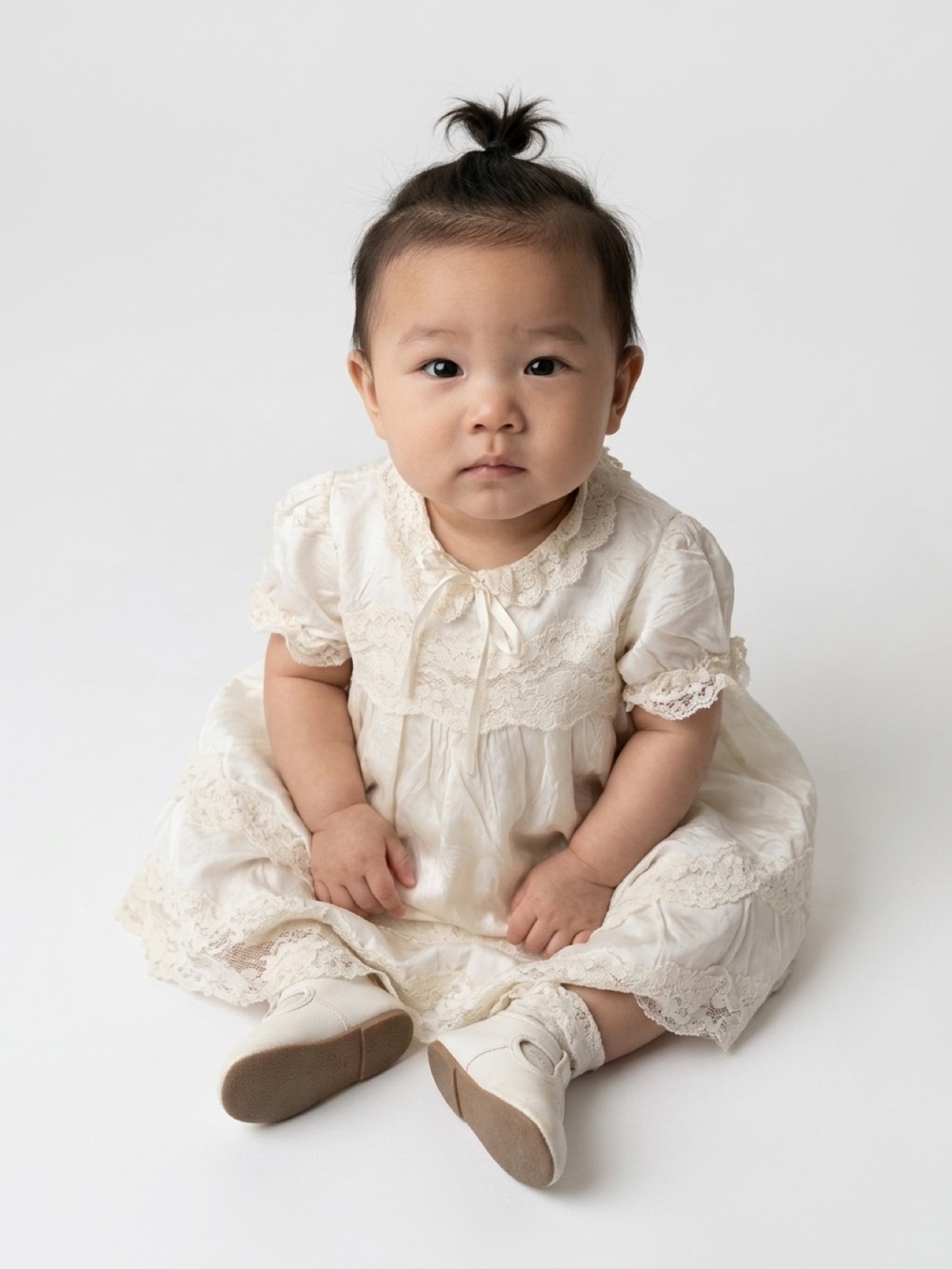 Baptism/Christening gown 20lbs-9
months